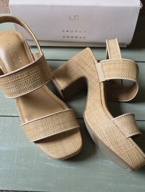 LC Lauren Conrad Natural Tan Woven Platform Sandals with Ankle Strap
